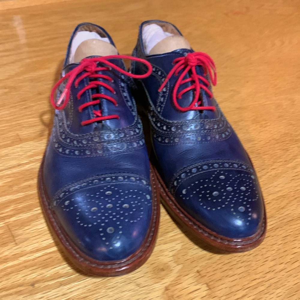 BEAUTIFUL NAVY BLUE 9.5M JOHNSTON AND MURPHY 1850’S COLLECTION OXFORDS EXQUISITE